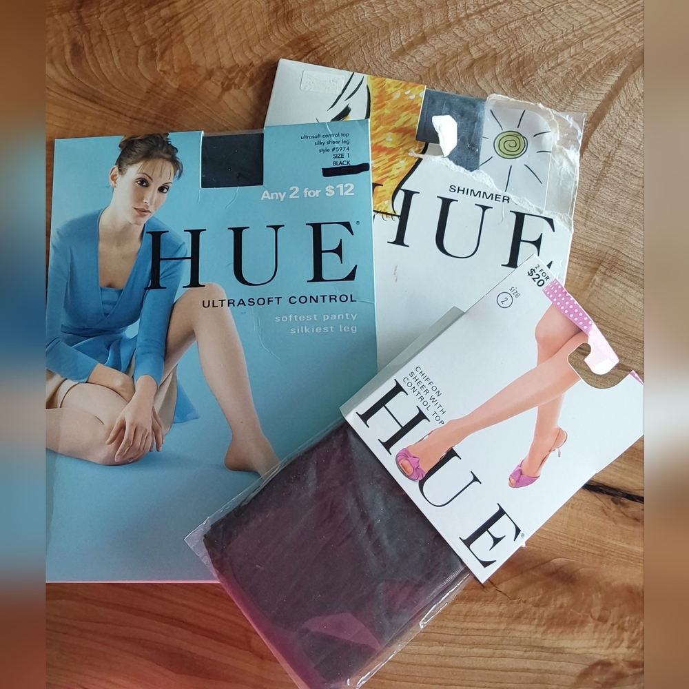 THREE (3) PAIR HUE PANTY HOSE  M